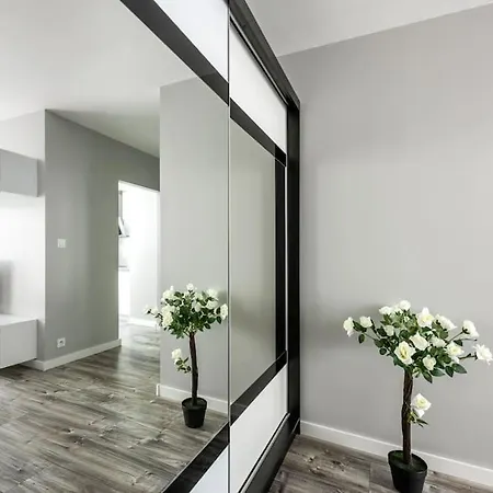 Apartament Elegance 2 Pokoje, Balkon, Srodmiescie Cracóvia